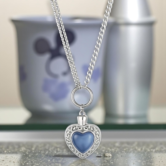 🆕️18K Gold Plated 316L Stainless Steel Blue Crystal Heart Pendant Necklace 💙 - Picture 1 of 8